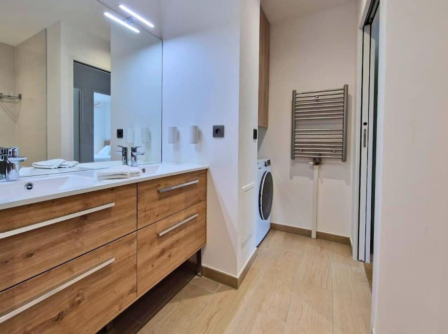Sublime Appartement 4 Etoiles Neuf T3 Aputeaux 61M2 Proche La Defense, 10M2 De Terrasse Avec Magnifique Vue מראה חיצוני תמונה
