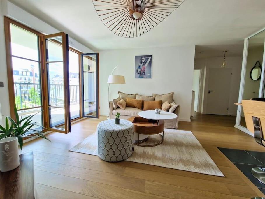 Sublime Appartement 4 Etoiles Neuf T3 Aputeaux 61M2 Proche La Defense, 10M2 De Terrasse Avec Magnifique Vue מראה חיצוני תמונה