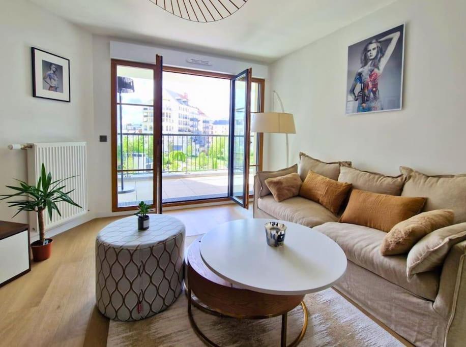 Sublime Appartement 4 Etoiles Neuf T3 Aputeaux 61M2 Proche La Defense, 10M2 De Terrasse Avec Magnifique Vue מראה חיצוני תמונה